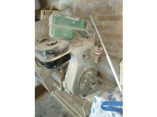 Vendo motor VILLA 8HP