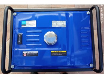 Generador Hyundai HHY6800FE Monofásico (6 hs.de uso) 6,6 KVA