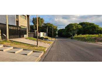 VENDO ULTIMO TERRENO INTERNO ZONA PARACAO