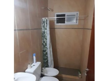 CASA EN VENTA SOBRE CALLE ARTIGAS, ZONA SUR DE PARANÁ ‼