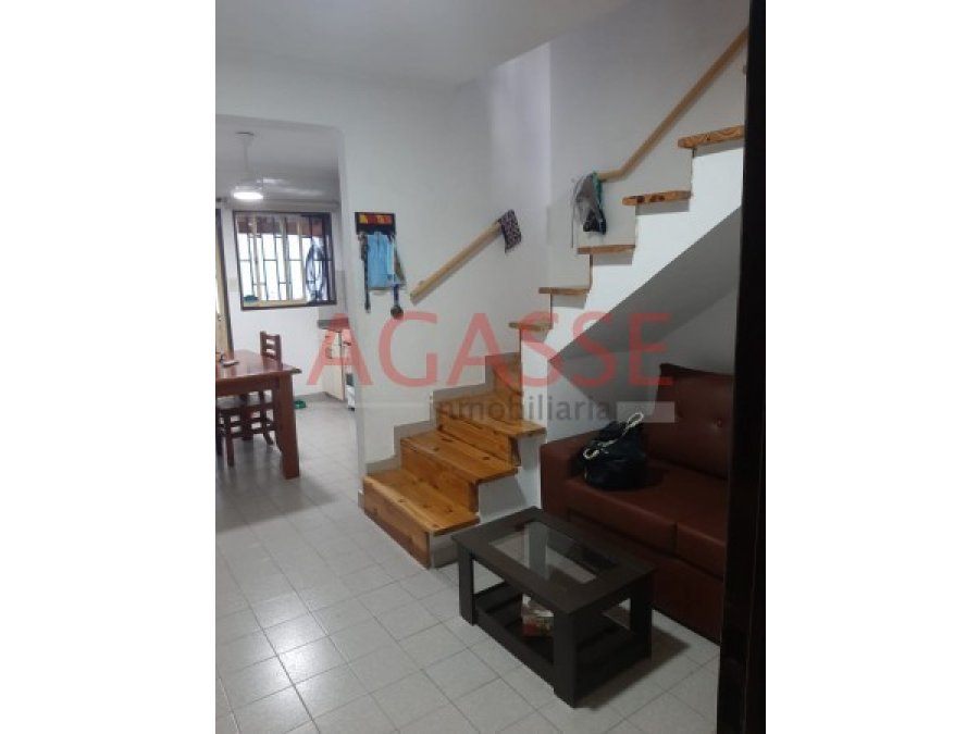 VENDO DUPLEX 2 DORMITORIOS