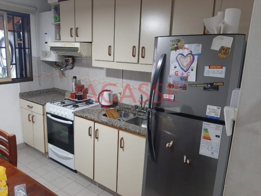 VENDO DUPLEX 2 DORMITORIOS