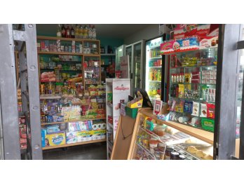 VENTA/ALQUILER LOCAL CALLE LAURENCENA N°135