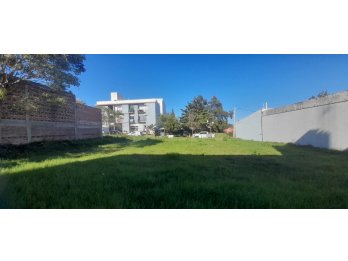 DOS TERRENOS CÉNTRICOS EN ORO VERDE - EN VENTA
