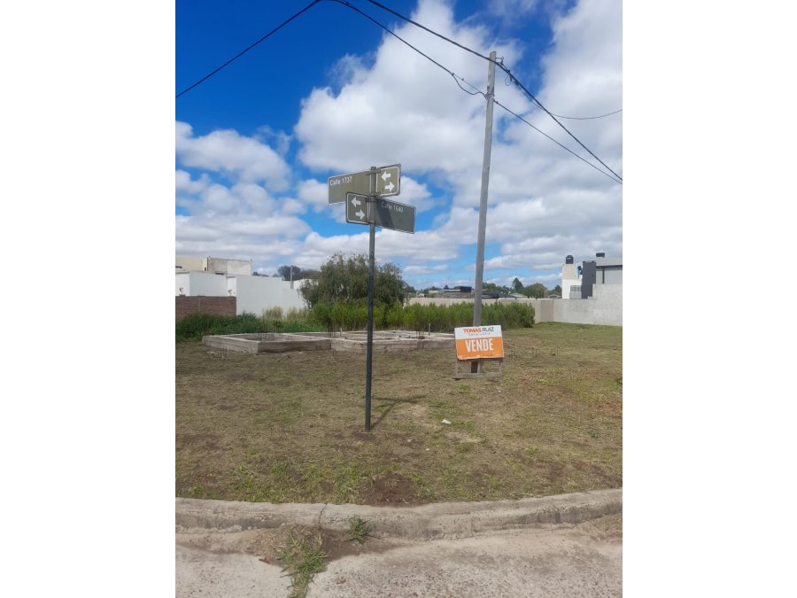 TERRENO EN BARRIO LOS CEDROS