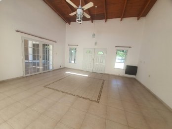 ✅️VENDO O PERMUTO GRAN CASA CON PILETA, QUINCHO Y PARQUE
