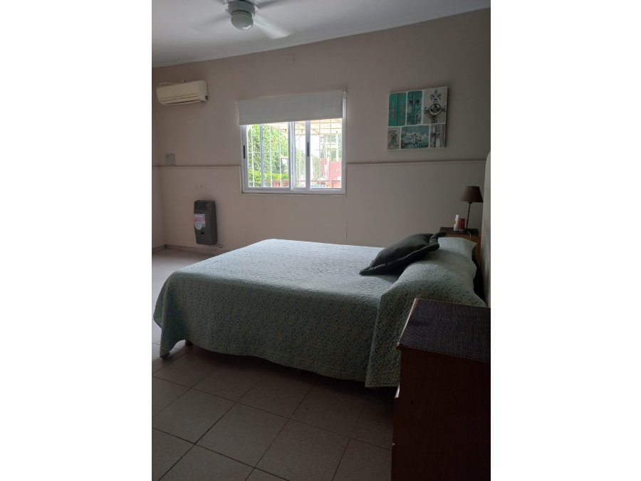 VENTA PROPIEDAD 2 DORM CRISOLOGO LARRALDE PARANA