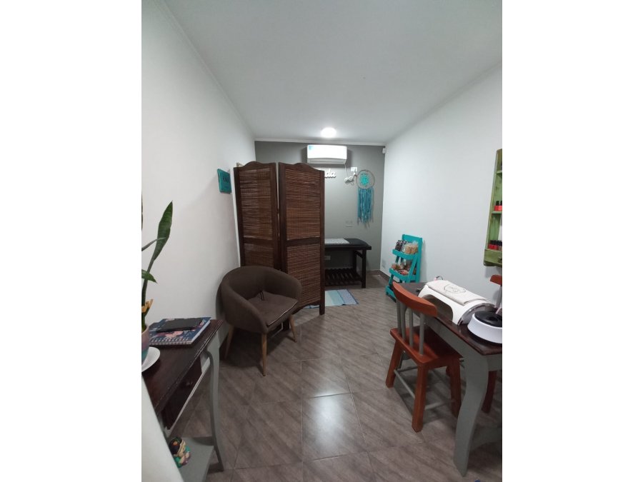 VENTA PROPIEDAD 2 DORM CRISOLOGO LARRALDE PARANA