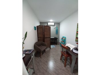VENTA PROPIEDAD 2 DORM CRISOLOGO LARRALDE PARANA