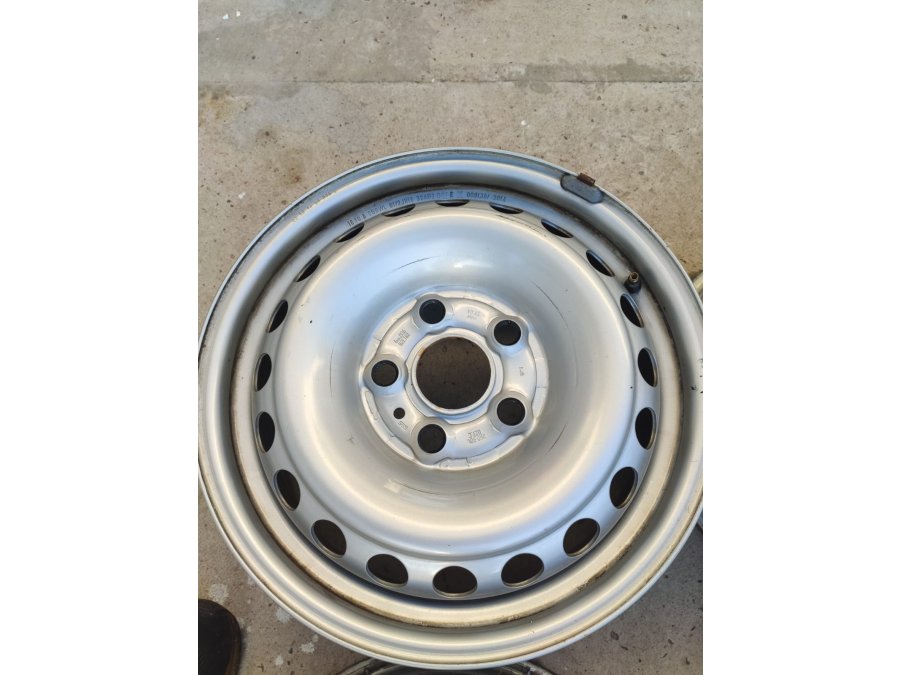 Vendo 4 llantas VW Amarok