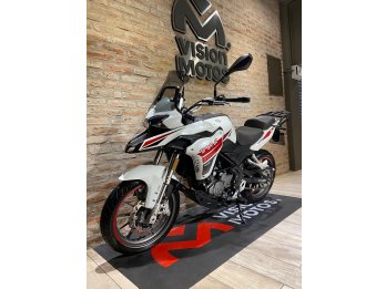 Benelli trk 251 con 5 mil km