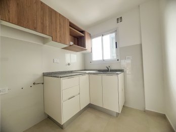 VENDO HERMOSO MONO A ESTRENAR EN PLENO CENTRO