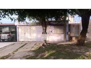 SE VENDE CASA ZONA PROVINCIAS UNIDAS Y DIV. LOS ANDES