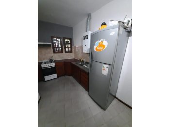 Vendo casa en zona parque, posibilidad de permuta