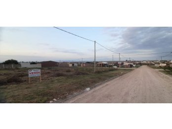 OFERTA !!! VENDO LOTE EN LOTEO LA REINA, COLONIA ENSAYO ‼‼