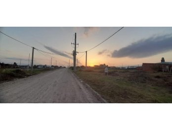 OFERTA !!! VENDO LOTE EN LOTEO LA REINA, COLONIA ENSAYO ‼‼