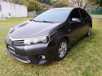 VENDO Toyota Corrolla 2015 automático