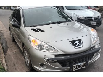 Vendo Peugeot 207 allure mod. 2013