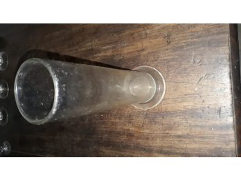 Tubo De Vidrio Con Base Para Liquidos Antiguo 1 litro