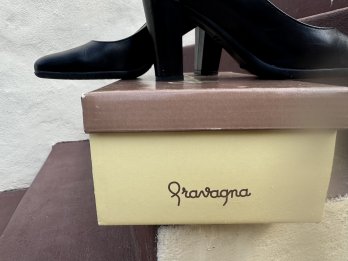 VENDO ZAPATO DE CUERO GRAVAGNA ( DOS POSTURAS)