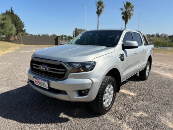 FORD RANGER 3.2 XLS 4X4. Recibo vehículos de menor y mayor.