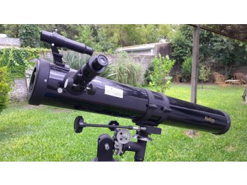 Vendo Telescopio HELIOS 900X76