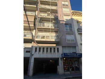 VENDO DPTO DE 1 DORM ZONA MICRO CENTRO