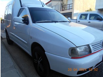 PARTICULAR VENDE CADDY IMPECABLE!!