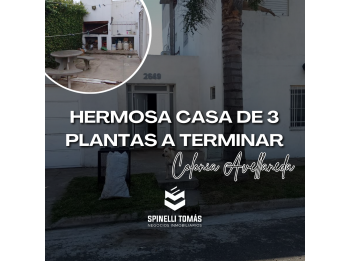 VENDEMOS CASA DE 3 PLANTAS EN BARRIO 400 VIVIENDAS