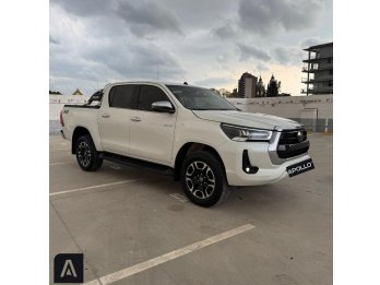 TOYOTA HILUX SRX 4X4 MT 2021