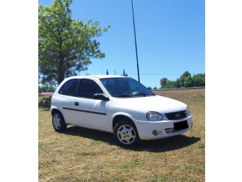 CHEVROLET CORSA CLASSIC 1.4 3P LS AA DH AÑO 2.010