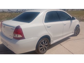 Vendo etios excelente estado