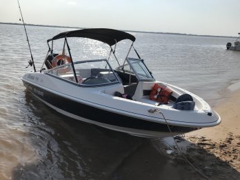 Lancha QuickSilver 1700 / Motor Mercury 90 hp