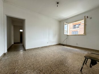 ¡OPORTUNIDAD! VENDO DEPTO DE 2 DORMITORIOS EN PLENO CENTRO