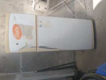 Vendo heladera GAFA c/freezer MOD. hgf 360 B func. 165 cm