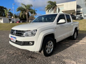 VOLKSWAGEN AMAROK 4X2 TRENDLINE. Recibo vehículos.