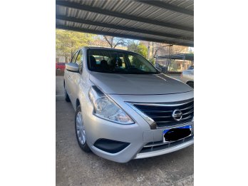 Vendo o permuto por menor valor NISSAN VERSA PURE DRIVE