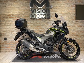 VENDO KAWASAKI VERSYS 300 X. Recibo vehículos