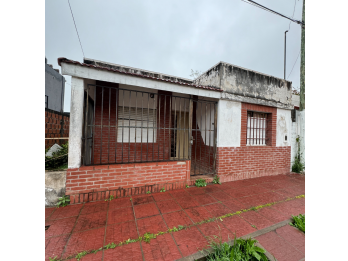 OPORTUNIDAD VENTA CASA IDEAL PUESTA A PUNTO ZONA DON BOSCO