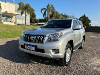 TOYOTA LAND CRUISER PRADO 4.0 VX 7AS. Recibo vehículos.