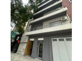 EN VENTA DEPTO 1 DORM. SOBRE CALLE MALVINAS ZONA PARQUE