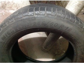 Vendo permuto cuatro cubiertas 255/60/18 $ 300000