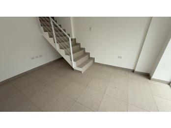 VENTA LOCAL S/CALLE MAIPÚ !!!