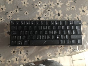 Vendo teclado rgb noga ganon 60%