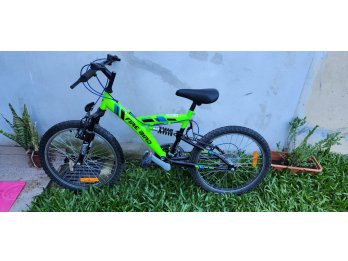 Vendo Bicicleta infantil R20 18 velocidades