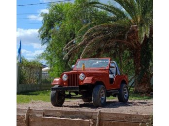 VENDO JEEP MOD 1960 MOTOR TOYOTA 18R