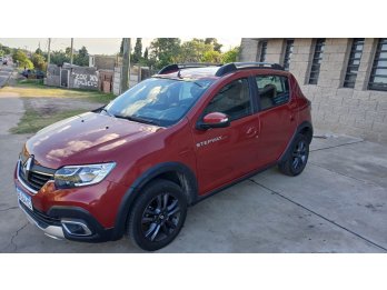 Stepway intens 2023 20.000km. Vendo o permuto mayor-menor