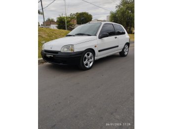 Gran oportunidad! Vendo clio 1997. 194.000km reales!