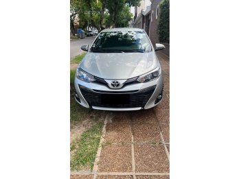 TOYOTA YARIS 1.5 XLS CVT L/20 AÑO 2.021