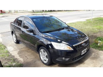 Vendo Ford Focus II 2010